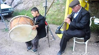 ZURNACI BAYRAM DAYI VE DAVULCU OÄžLU Ã‡EKEREK ALIÃ‡LI KÃ–YÃœ YAYLA ÅžENLÄ°KLERÄ° 18 HAZÄ°RAN 2011 [upl. by Ekard]