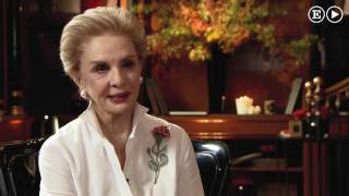 Carolina Herrera “No hay nada que envejezca más a una mujer que vestirse de joven” [upl. by Ereveniug794]