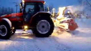 deneigement snow removal quebec Agco Tractor Savaria [upl. by Estelle]