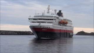 Hurtigruten  Nordlys  Svolvær [upl. by Narud]