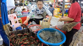 Amazing Seafood Walking Tour Phsar Leu Market in Sihanoukville [upl. by Adelina363]