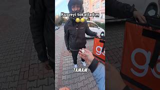 Kuryeyi tokatlayıp kaçtım 😂😱 shorts keşfet kurye motovlog viral fyp tiktok trendyolgo [upl. by Darum]