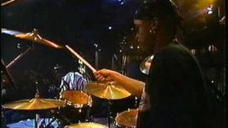 Spearhead  Hole In The Bucket from Jon Stewart live 1995 [upl. by Justinn526]