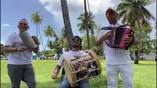 Merengue Típico Dominicano Desde Puerto Rico LA ISLA DEL ENCANTO [upl. by Natiha]