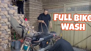 Aj to ap ka bahi ne Full bike wash ke maansaab18 ma 😑 [upl. by Jabe670]