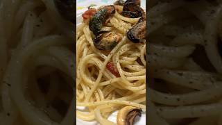 OGGI MANGIO SPAGHETTI E COZZE ilsaturday pasta shortvideo shorts short cibo [upl. by Fry679]