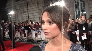 Premiere Alicia Vikander Michael Fassbender  The Light Between Oceans The Fan Carpet [upl. by Roper217]