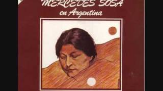 Mercedes Sosa en Argentina  El cosechero [upl. by Dualc]