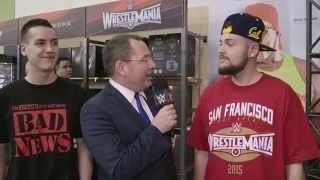 WWEFans im Interview mit Carsten Schaefer WWE hautnah – WrestleMania 31 Axxess [upl. by Naerol]