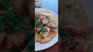 Rice cakes w fried eggs and green onion 😋 shortvideo [upl. by Kwon]