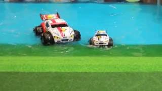 2016年おもちゃショー 水陸両用ＲＣ VAPORIZR 2 NIKKO KYOSHO EGG [upl. by Naujet21]