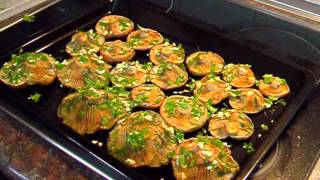 Niscalos quotLactarius deliciosusquot dos recetas [upl. by Nedroj]