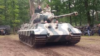 Militracks 2018 Working Tiger II King Tiger panzer Panzer VI AusfB  Engine start up and drive [upl. by Fonsie]