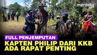 Full DetikDetik Penjemputan Pilot Susi Air dari Tangan KKB Papua Ada Upacara Bakar Batu [upl. by Gabriele]