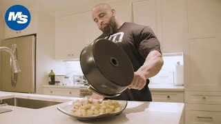 What Bodybuilders Eat for Lunch  Fouad Abiads Easy Meal [upl. by Abby]