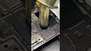 Trik pasang ic smartphone belajarservicehp servishpbeginner repair tutorialservicehandphone [upl. by Yeloc]