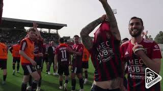 La Casertana e i suoi tifosi festeggiano cantando quotAmandotiquot [upl. by Rourke460]