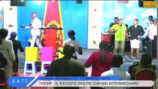 THEME  IL NEXISTE PAS DE CHEMIN INTERMEDIAIRE [upl. by Yeo]