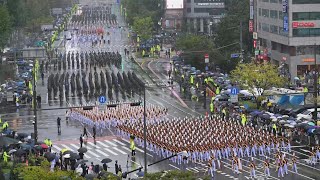 Coreia do Sul mostra poder com 1º primeiro desfile militar em uma década  AFP [upl. by Ecnaled]