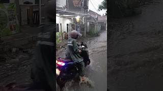 Tiba tiba banjir datang [upl. by Wachtel]