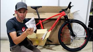 MTB Specialized Rockhopper PRO 2018  Unboxing [upl. by Ennoitna]