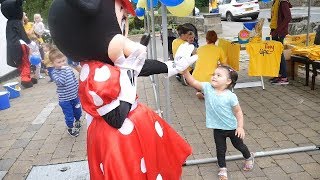 Walking for charity meeting Minnie amp Mickey mouse  S3 EP68 [upl. by Richia659]