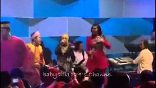 Dato Siti Nurhaliza Hadi amp Balqis  Masri Manis live [upl. by Ahsetra]