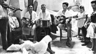 Italian Traditional Music Puglia Pizzica de Focu [upl. by Anaile]