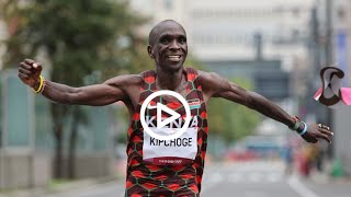 Kenyas Eliud Kipchoge struggling with a left hip injury at Mens Marathon Olympics Paris 2024  vi [upl. by Cassaundra807]