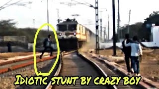 Idiotic stunt and high speed train12013 NewdelhiAMRITSAR SHATABDI EXPRESS [upl. by Hephzibah]