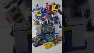 Legacy UNITED Soundwave REVIEW transformers actionfigure hasbro toy [upl. by Lewendal]