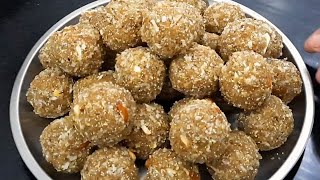 DinkacheLadu डिंकाचे लाडू मराठी रेसिपी सोपी पद्धत  GondKeLaddu  Dink Ladoo with JaggeryGud [upl. by Atsyrt]