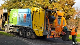 2021 Geesink MF300 Collecting General Waste In Dacorum [upl. by Ratib]