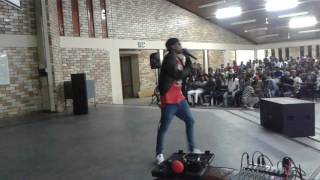 DLALA LASOLA FT GOLDEN GOBISIQOLO LIVE PERFORMANCE UNIVERSITY OF ZULULAND MAIN CAMPUS [upl. by Anwad]