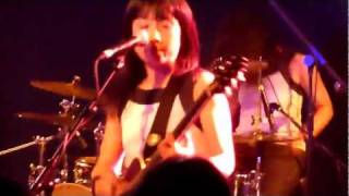 Shonen Knife 少年ナイフ live Scala London 2011 Bear Up Bison [upl. by Tami]