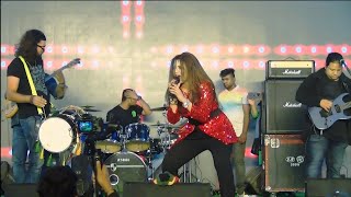 আসবার কালে আসলাম একা  ঐশী  Live Concert 2023  New Oishi Song [upl. by Ahsratal]