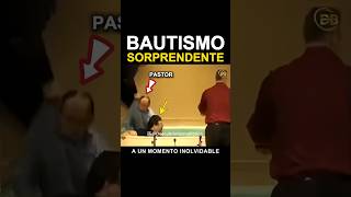 Un Bautismo Inesperado Pastor y Creyente en un Momento Sorprendente [upl. by Etnom788]