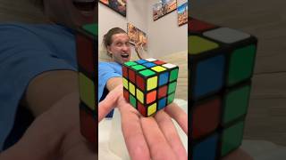 Ecco come risolvere un CUBO DI RUBIK in 1 secondo [upl. by Mongeau]