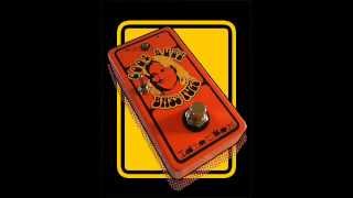 IdiotBox Effects Cool Buzz Bass Fuzz Demo [upl. by Milburn]