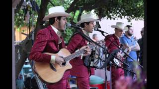 Los Amigueros de la Sierra  Presidio de Mazatlan En Vivo 2014 [upl. by Aikahs]