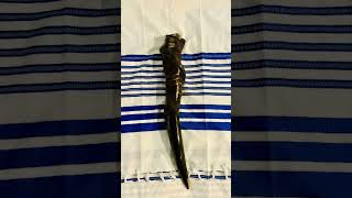 109 Eland horn shofar worship 214 tekiah shevarim teruah tekiahgedolah shofar [upl. by Bryan]