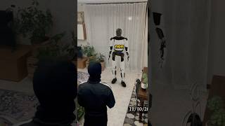 TESTO IL MIO ROBOT CONTRO UN LADRO🤖🥷Consigliami altri video da fare✅👇🏼 [upl. by Anilag]