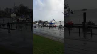 Cuxhaven Hochwasser Sturmflut  Jan Cux 2 im Hochwasser der Sturmflut an der Alte Liebe in Cuxhaven [upl. by Farris]