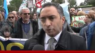 Oasi di Troina protesta davanti alla Regione contro chiusura TgMed 17022016 [upl. by Aneram]