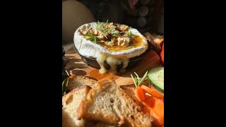 How to make Honey Almond Baked Brie  Almond Fry  Shorts [upl. by Rizas482]