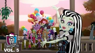 Umbrește și înflorește Partea 1  Monster High [upl. by Naimed137]