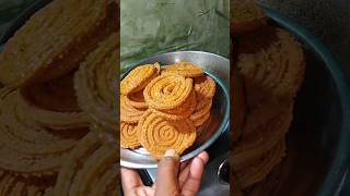 घरच्या घरी बनवा मार्केट सारखीच चकली 😋चकली shortvideo minivlog [upl. by Loredana493]