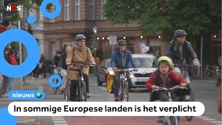 Hier draagt bijna iedereen een fietshelm [upl. by Ise]