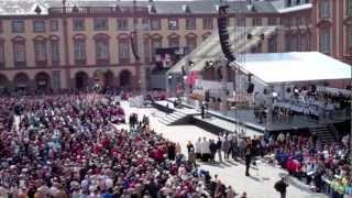 Eröffnungsgottesdienst zum 98 Deutschen Katholikentag im Ehrenhof des Schlosses in Mannheim [upl. by Tcideneb]