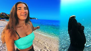 Metal Detecting Crystal Clear Water Amazing Finds [upl. by Yelserp]